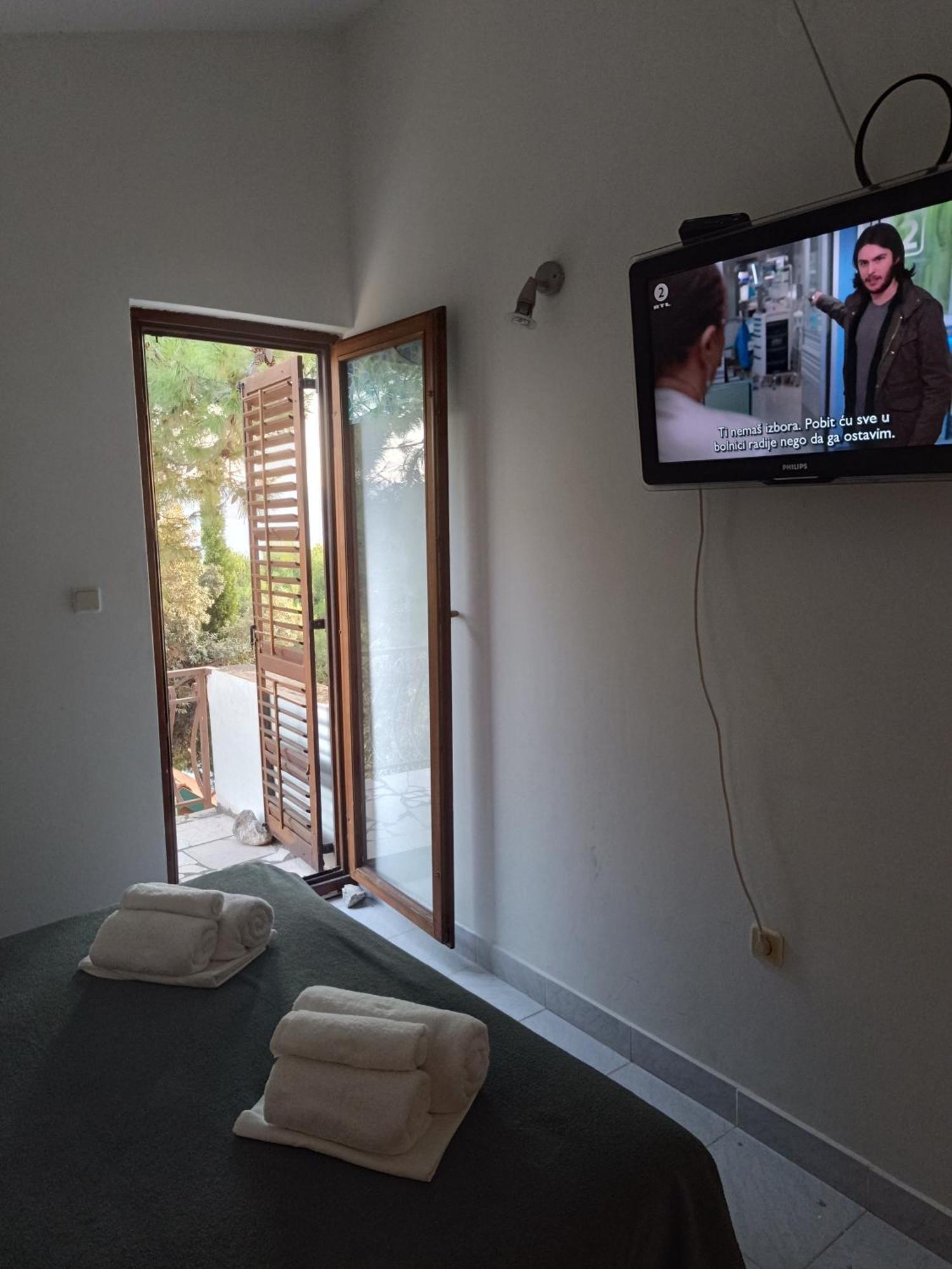 Studio Apartmani Tucic Целина Екстериор снимка